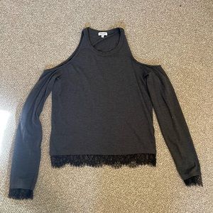 Splendid Peep Shoulder Lace Trim Shirt Size XS